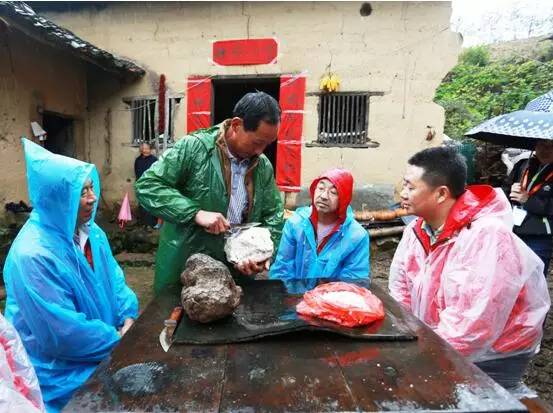 旅游市场呈现出持续火爆的新气象,旅游消费新出口