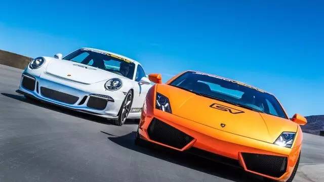 法拉利跑车漂移,法拉利跑车玩漂移