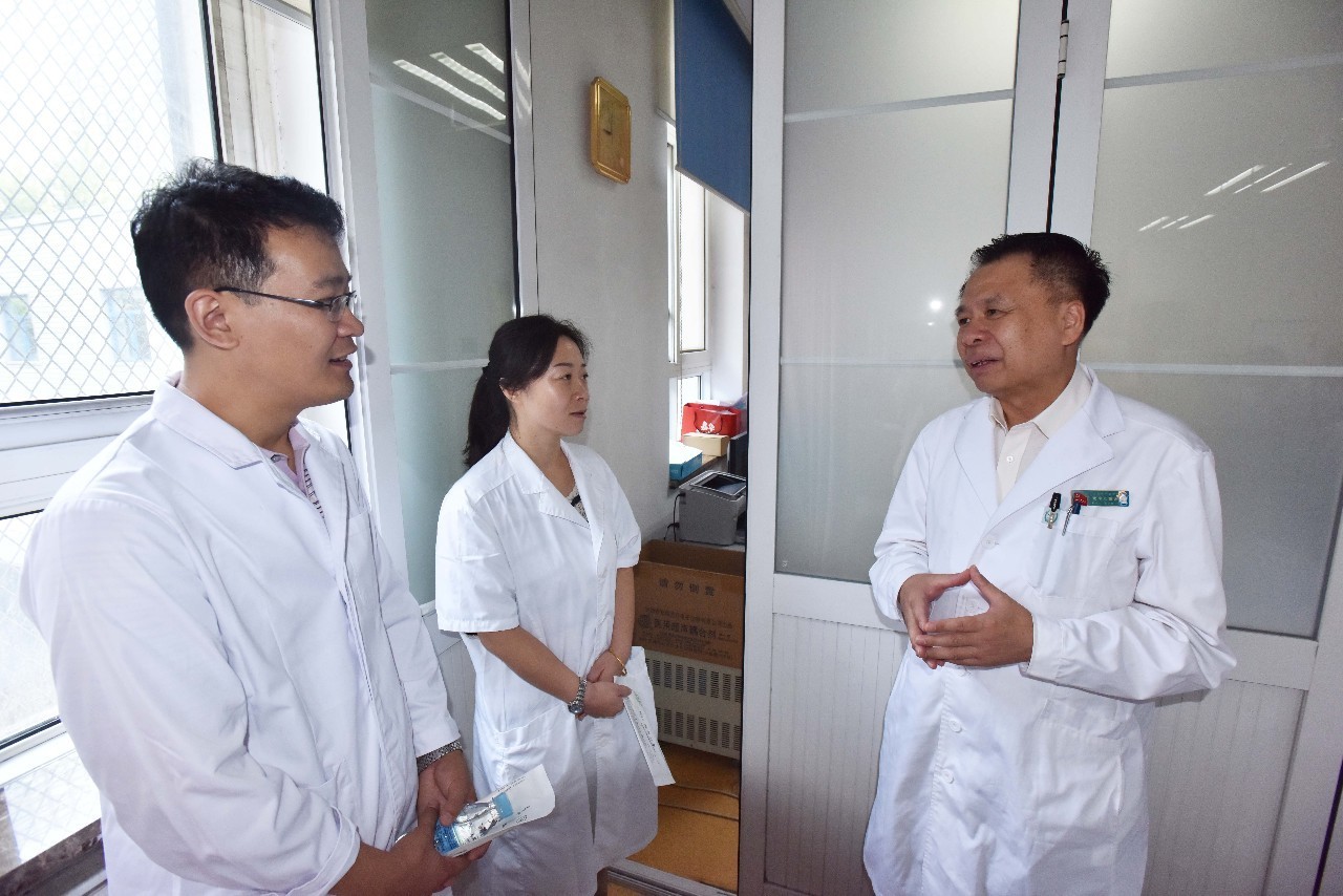 当医生真的有大家说的那么忙吗,当医生是啥感觉呀