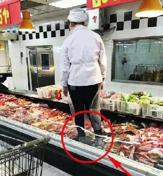 瓒呰秺璐濈埛鐨勮崚閲庢眰鐢熷畬鏁寸増,瓒呰秺璐濈埛