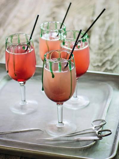 万圣节尖叫鸡尾酒,无酒精鸡尾酒万圣节