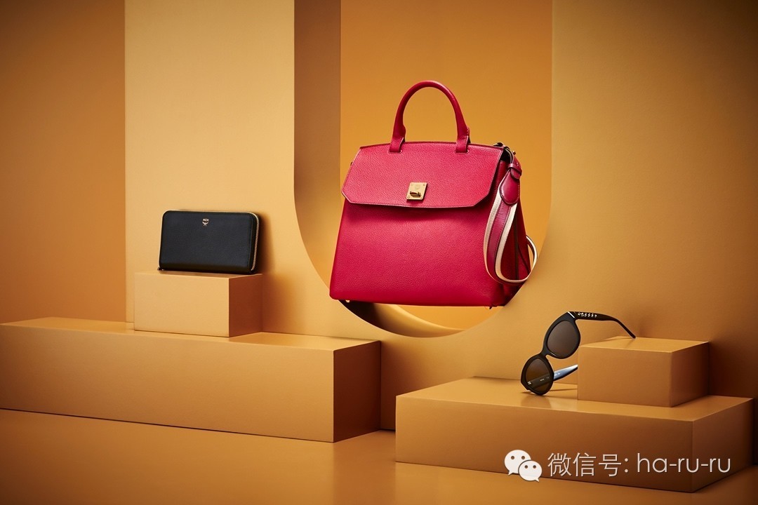 怎么看待mcm山寨包包,mcm包双肩搭什么颜色衣服