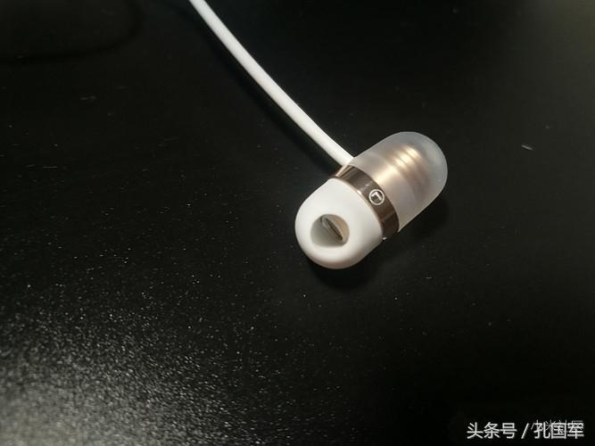 小药丸开箱据说是来拯救耳朵甩掉胀痛感的