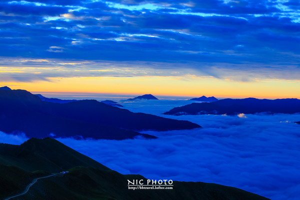 达瓦更扎与牛背山,达瓦更扎和牛背山有啥区别