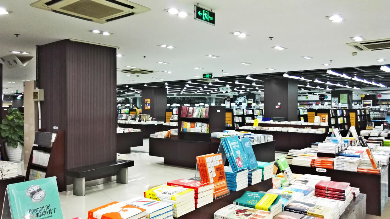 随笔走进张爱玲故居,随笔去食堂打饭