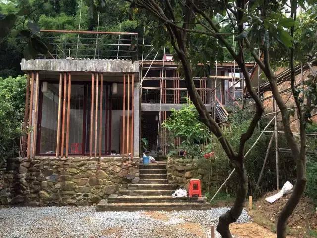 一个隐匿的世外桃源,一间隐藏在市区民宿