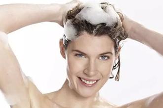 头发出油掉发严重怎么解决,头发出油掉发严重吃什么药