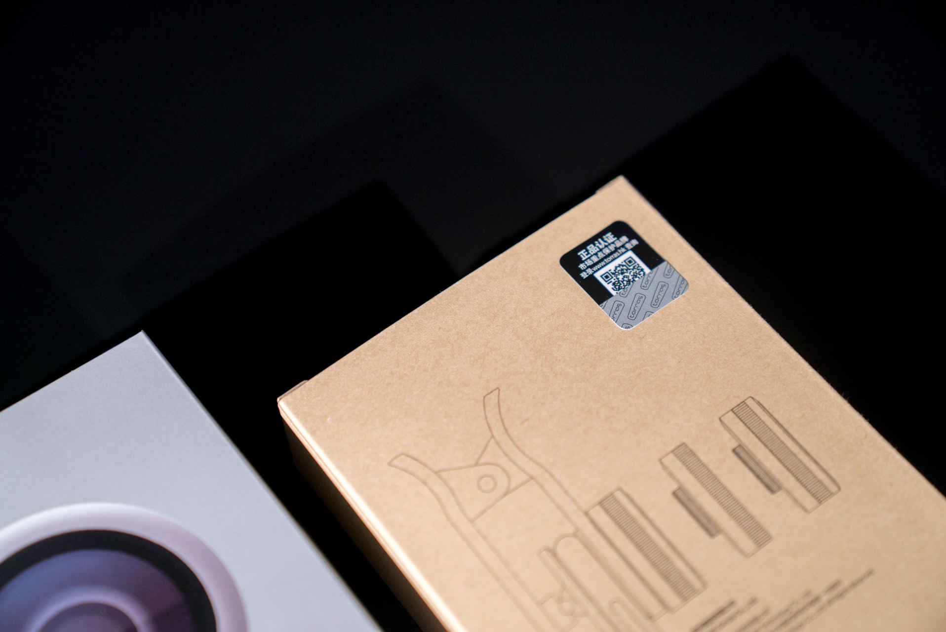 多一个视角看世界,多维度视角看世界