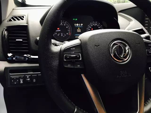 东风风度mx5为什么买的人特别少,东风风度mx5旗舰版还值多少钱