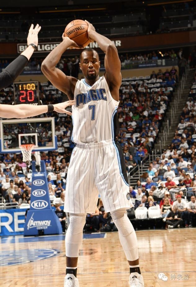 篮球24秒计时规则是什么,篮球投篮时间为什么是24秒