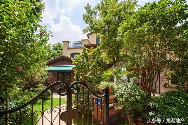 没有物管的老小区该找谁,没有物业的老小区归谁管