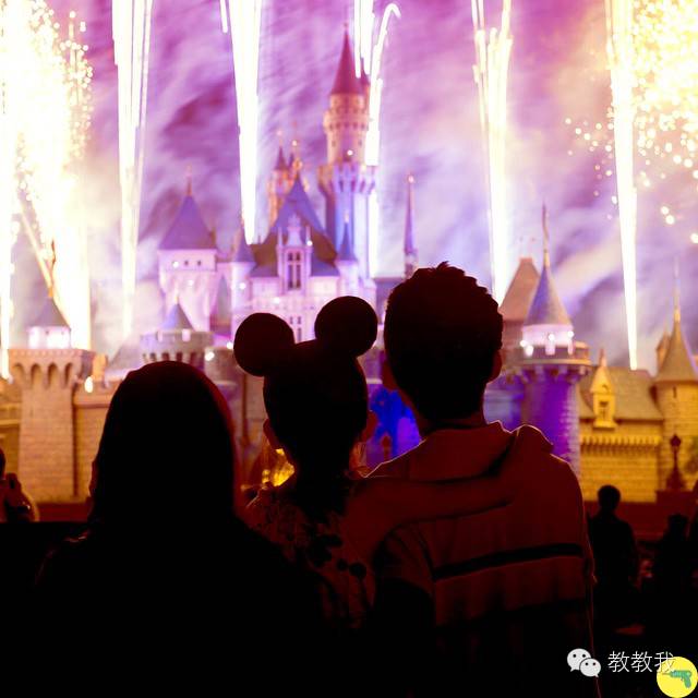 双十一光棍节，约她去迪士尼玩吧！