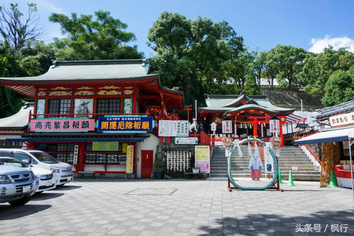 酷ma萌陪伴机器人熊本熊,酷ma萌和熊本熊