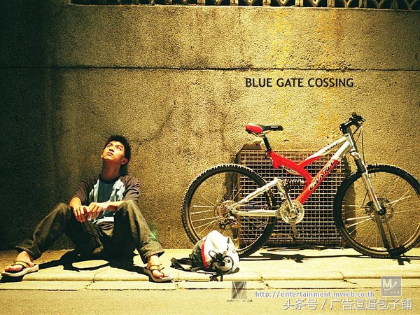 描写年龄差爱情的电影 (讲述初恋的电影有哪些)