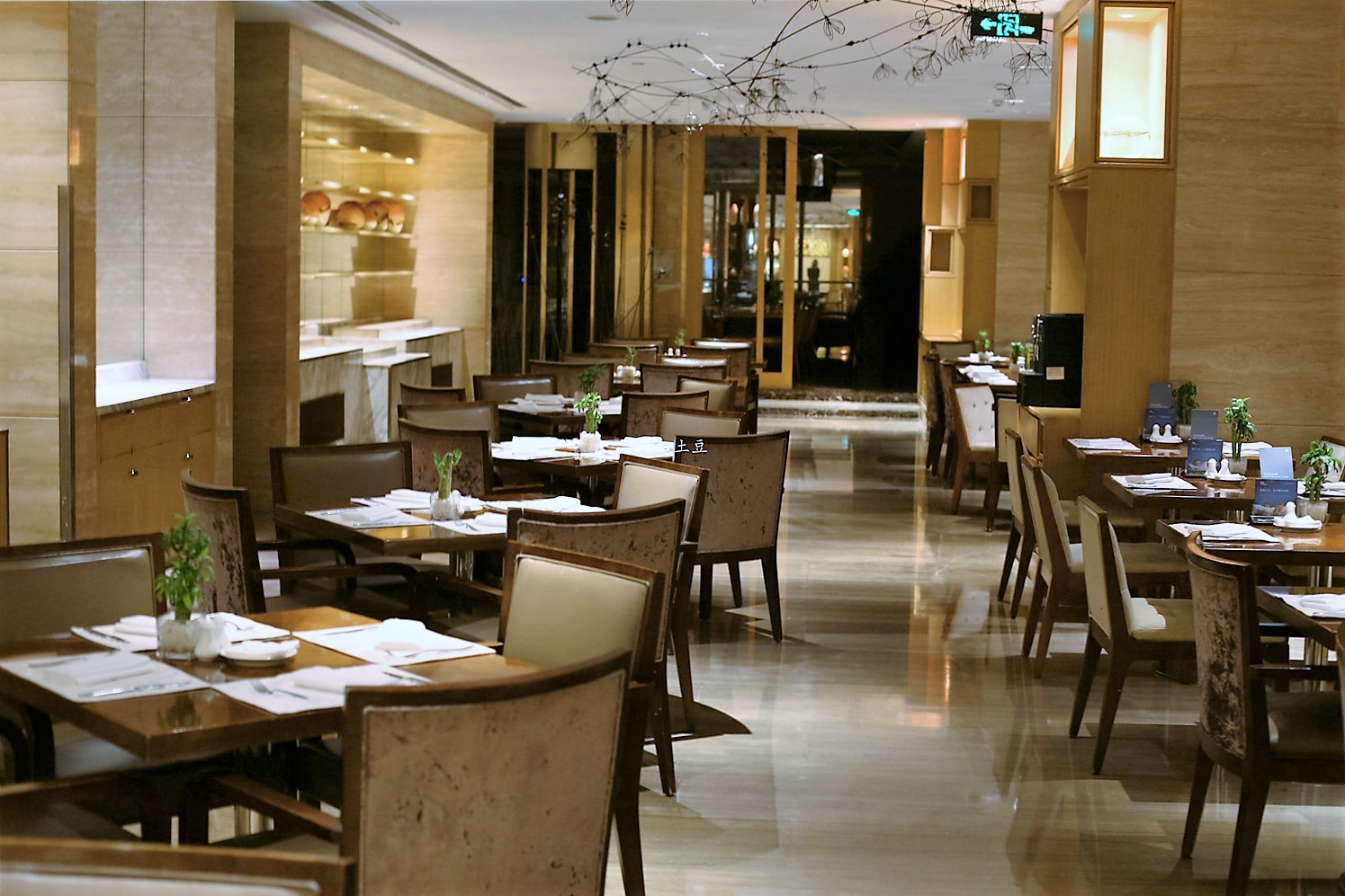 秋风起蟹脚痒大闸蟹美食来袭,蟹脚痒