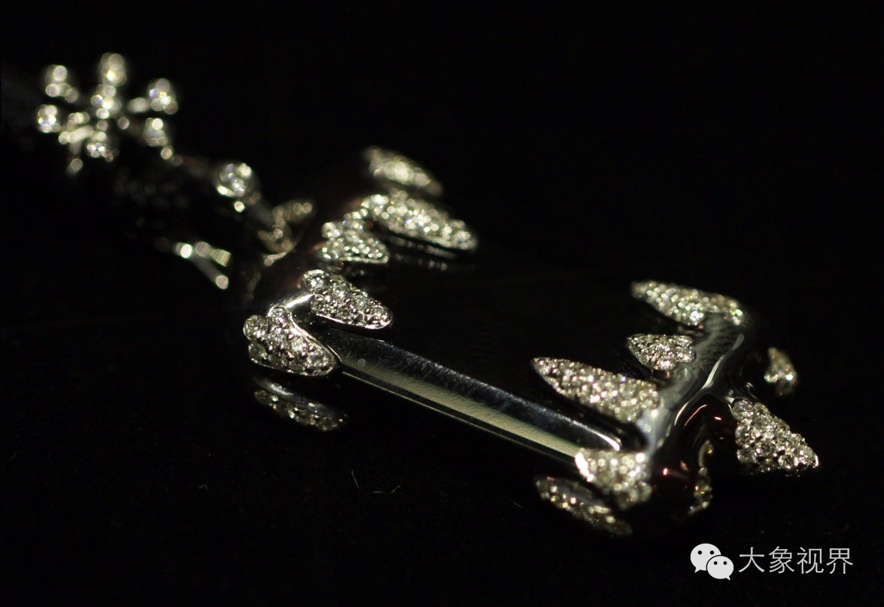 美艳洋模带您私家欧洲之旅!