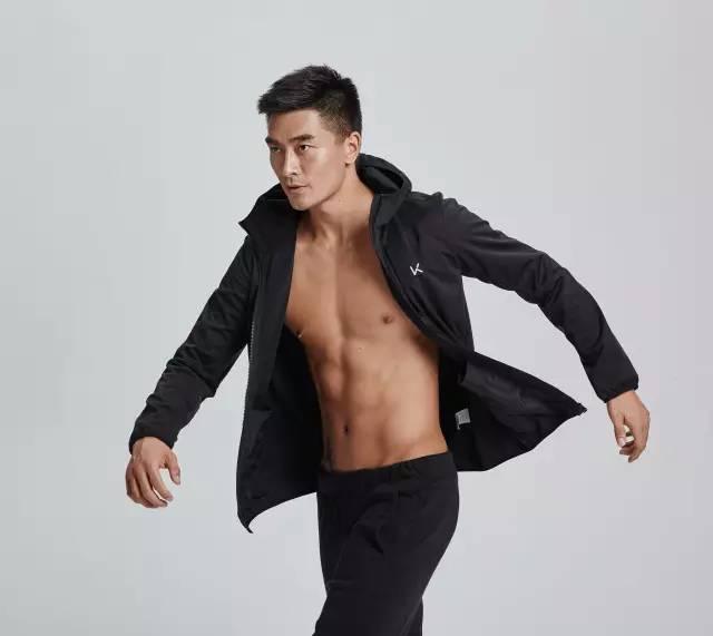 可能是比KenzoxHM更值得疯抢的百搭运动单品