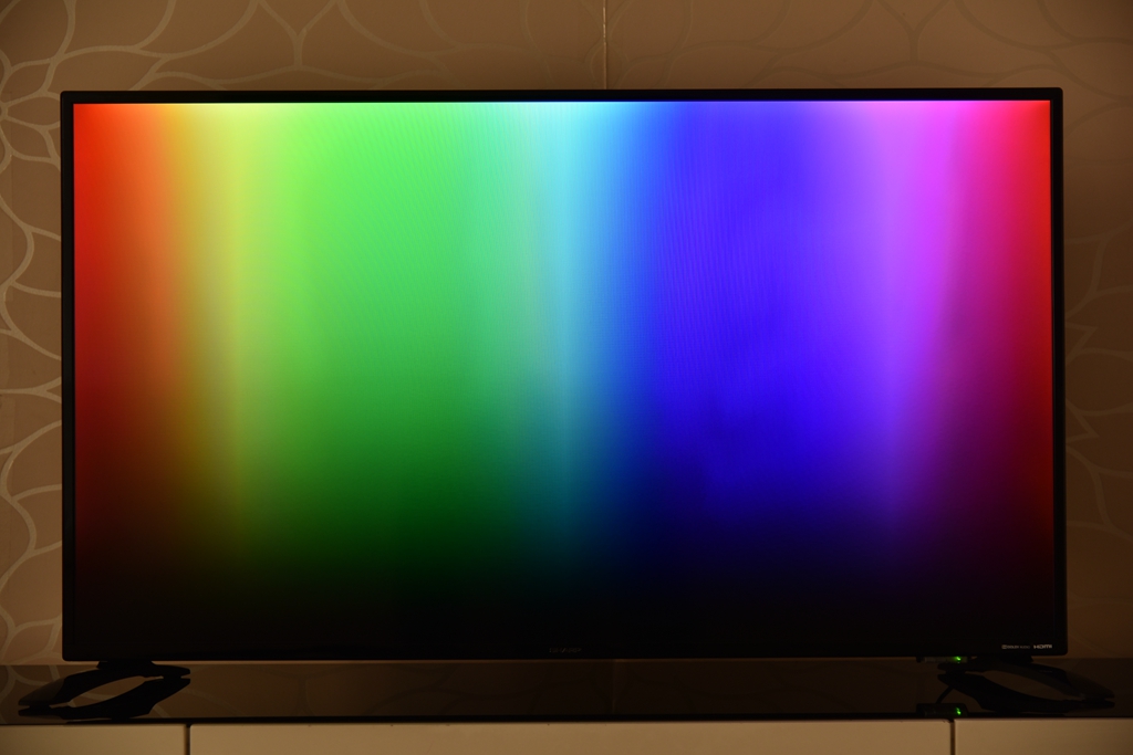 智能芯夏普屏—夏普清45英寸互联网电视体验