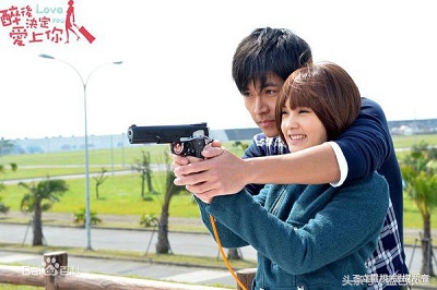 蓦然回首他的作品居然陪伴我们走过了整个青春