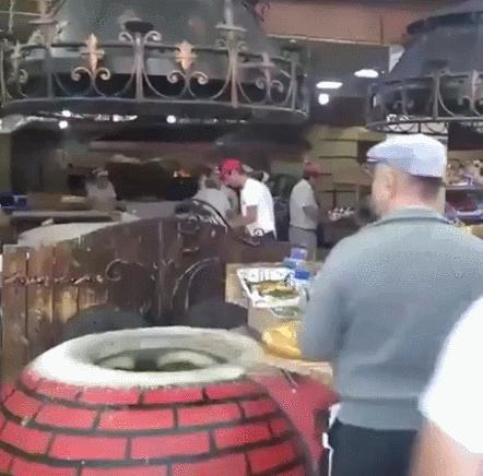 搞笑的足球gif,少林足球二师兄经典gif图