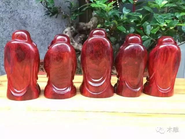 带星星的手串都是什么材质,小叶紫檀带星星是真的吗