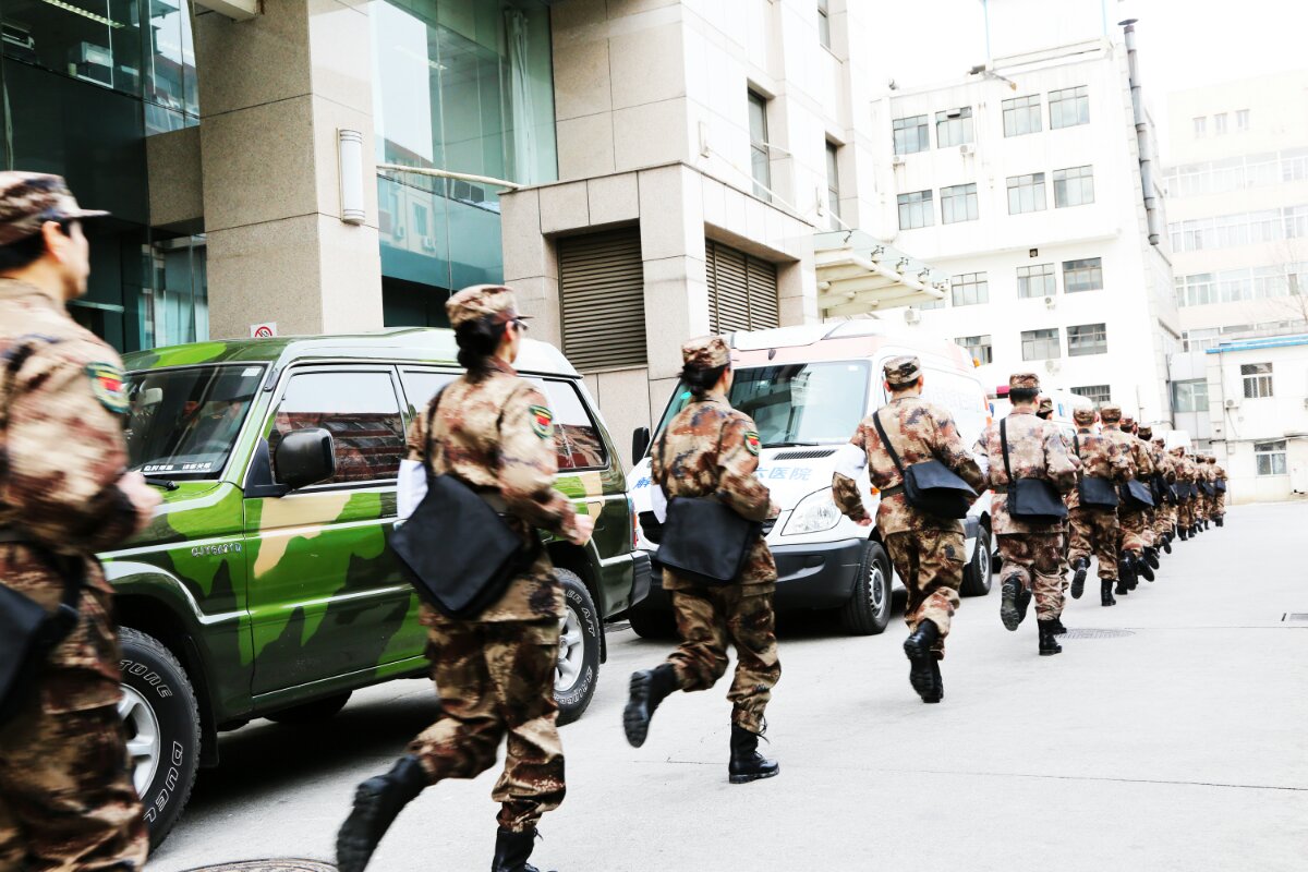 解放军306医院除夕之夜倒计时与正计时