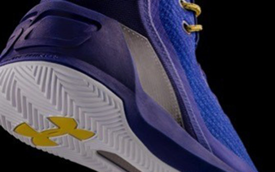 库里curry9北极光战靴,underarmour发布库里全明星战靴