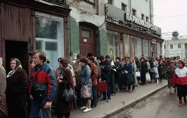 苏联解体是因为美国导致的吗,苏联解体是因为越南战争吗