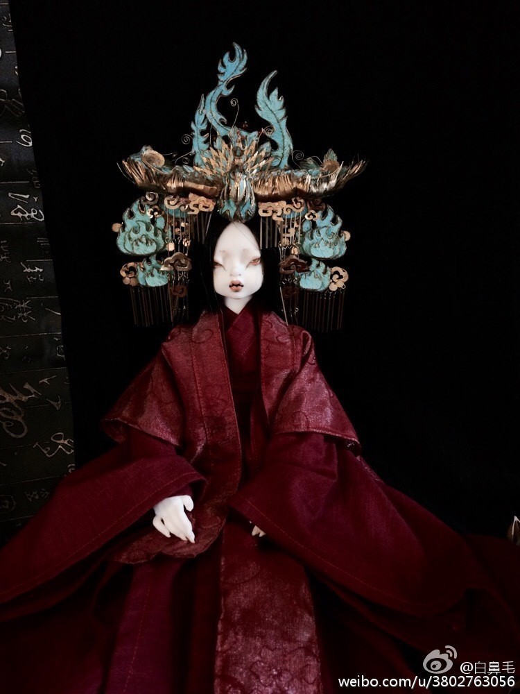 他们为何痴迷一尊动辄数千上万元的BJD娃娃？|封面报道