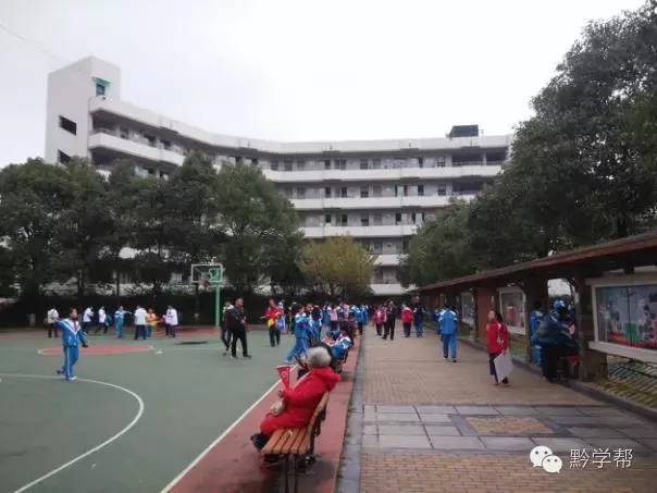 在长沙市实验中学读书是什么体验,在一所很差的中学读书是什么体验