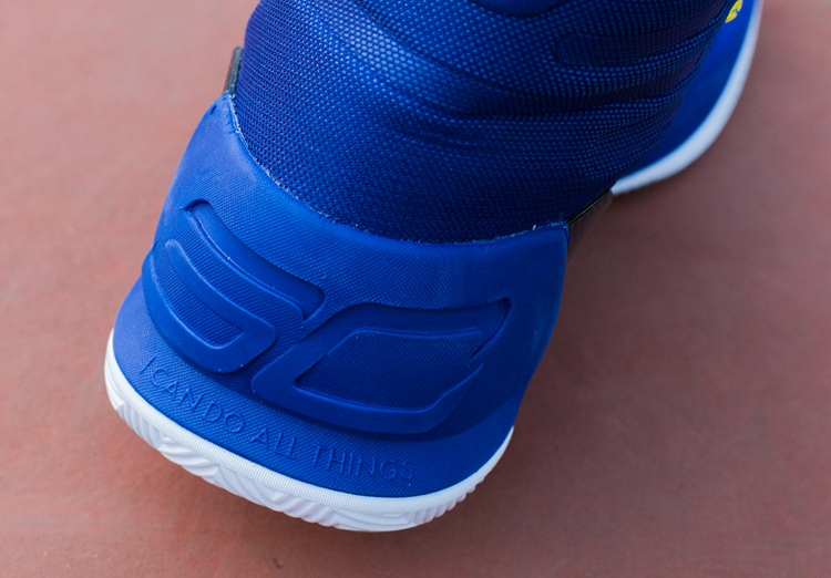 库里系列curry3,库里最强外场实战鞋