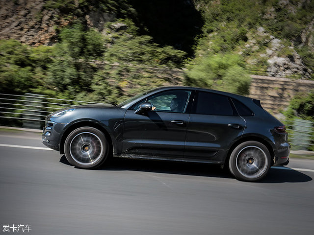 f-pace对比xc60,fpace和x4推荐哪款呢