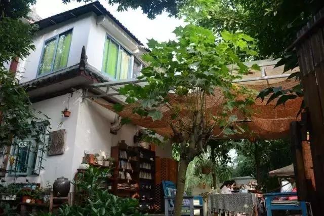 成都周边最适合亲子度假的民宿,成都春熙路住宿100元左右的民宿