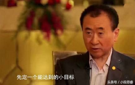 女孩嘘嘘时为什么要蹲着呢？看完这个你就知道了！