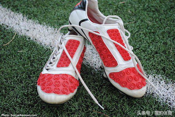 最奇葩的足球鞋,足球鞋是怎样量身打造的