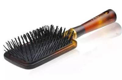 小孩头发干毛躁静电厉害怎么办,秋冬头发毛躁应该怎么护理