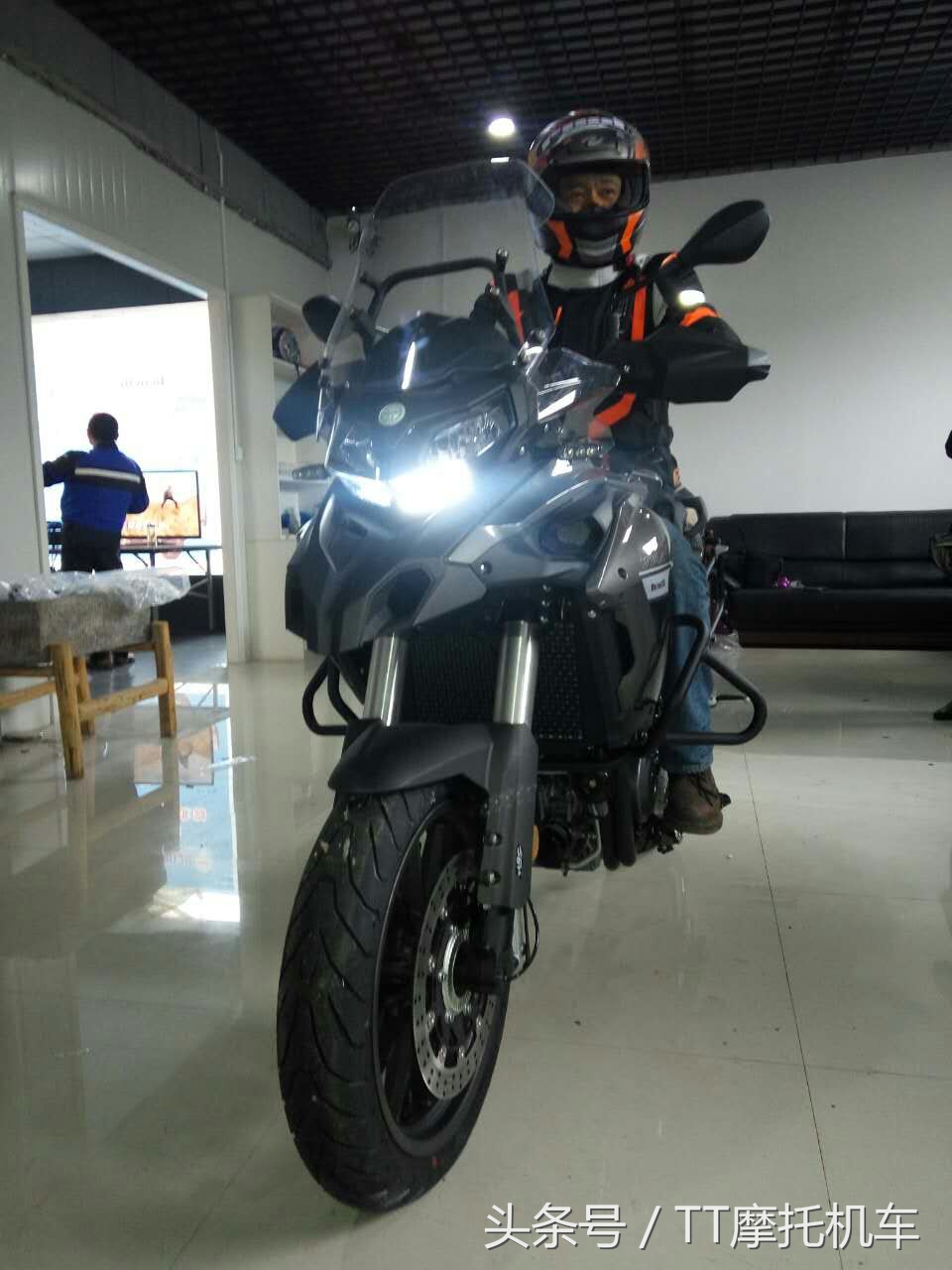 最受欢迎的街车摩托车排行榜,贝纳利金鹏502x摩旅视频最新