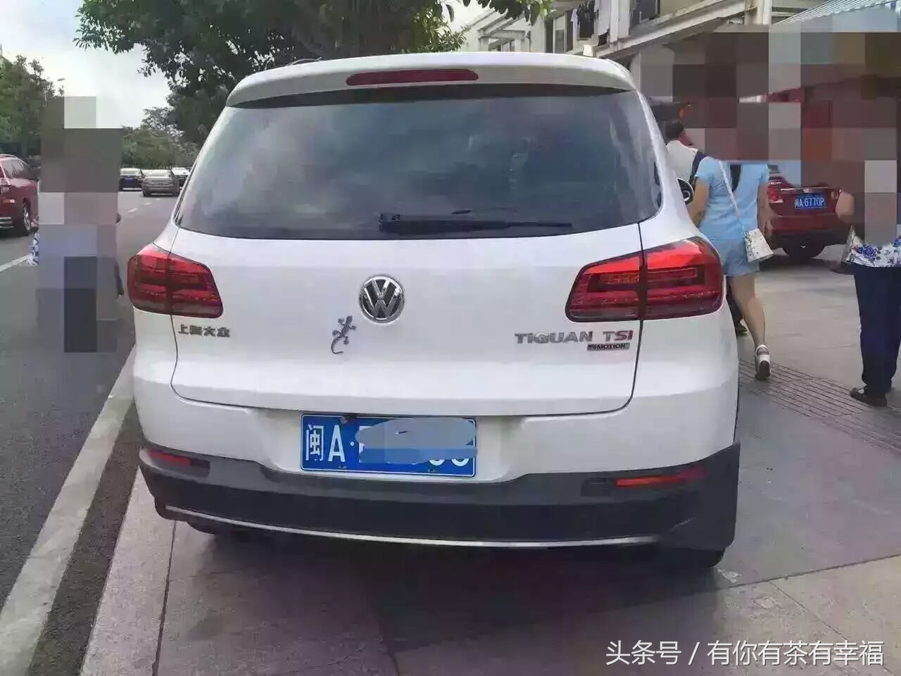 大众途观2014款1.8t豪华版2驱,2013款大众途观1.8tsi四驱菁英版