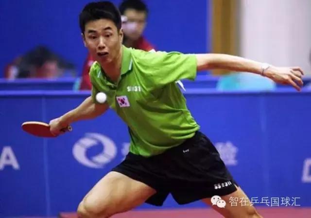 发球要注意抛球要稳击球要准,发球要球卡位技巧