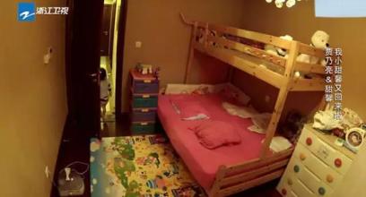 甜馨一家三口的最新视频,安吉和甜馨