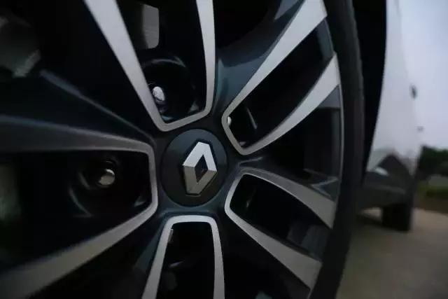 国产新一代雷诺科雷傲,雷诺科雷傲国产与进口