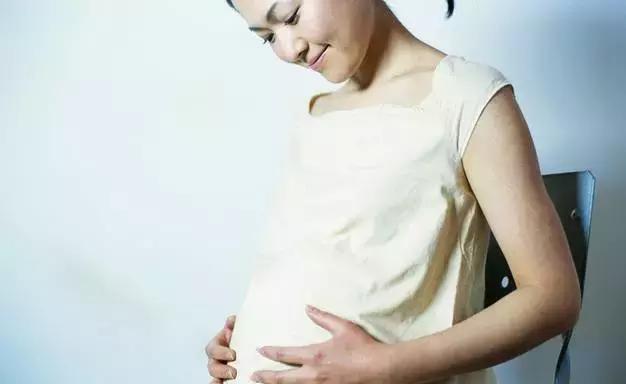 从怀孕吐到生会不会营养不良,从怀孕吐到小孩出生