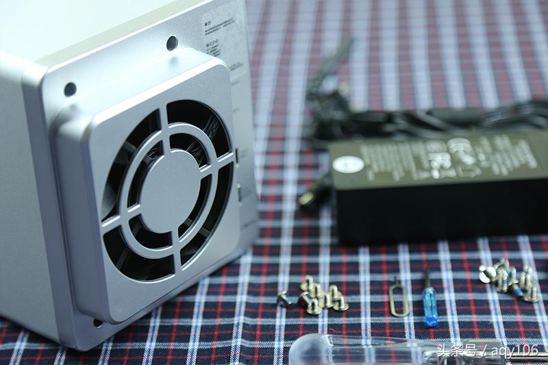 沉浸式体验22款univ尊贵版,沉浸式体验b级房车