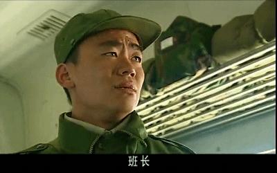 士兵突击行军视频,士兵突击步战车片段