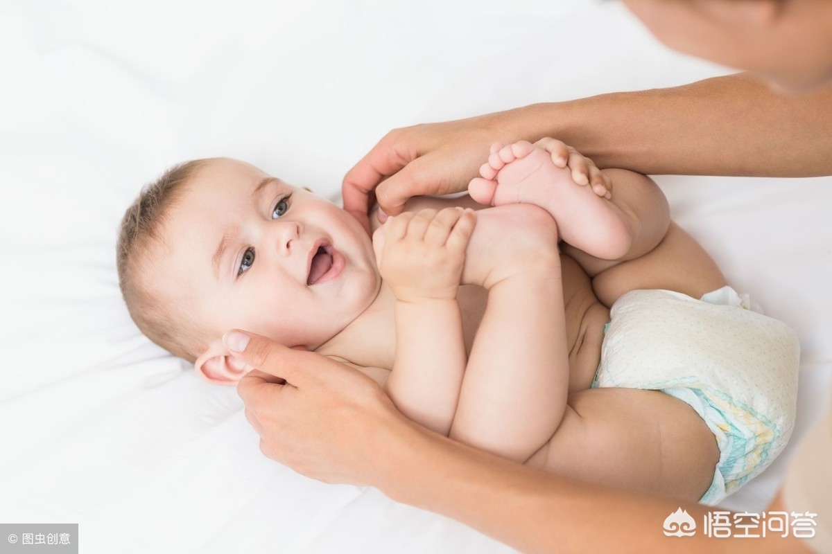 6个月宝宝头睡偏了怎么矫正,6个月小孩头睡偏了能改过来吗