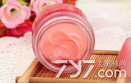 兰芝唇膜的正确使用方法该怎么用,兰芝的唇膜能天天用吗