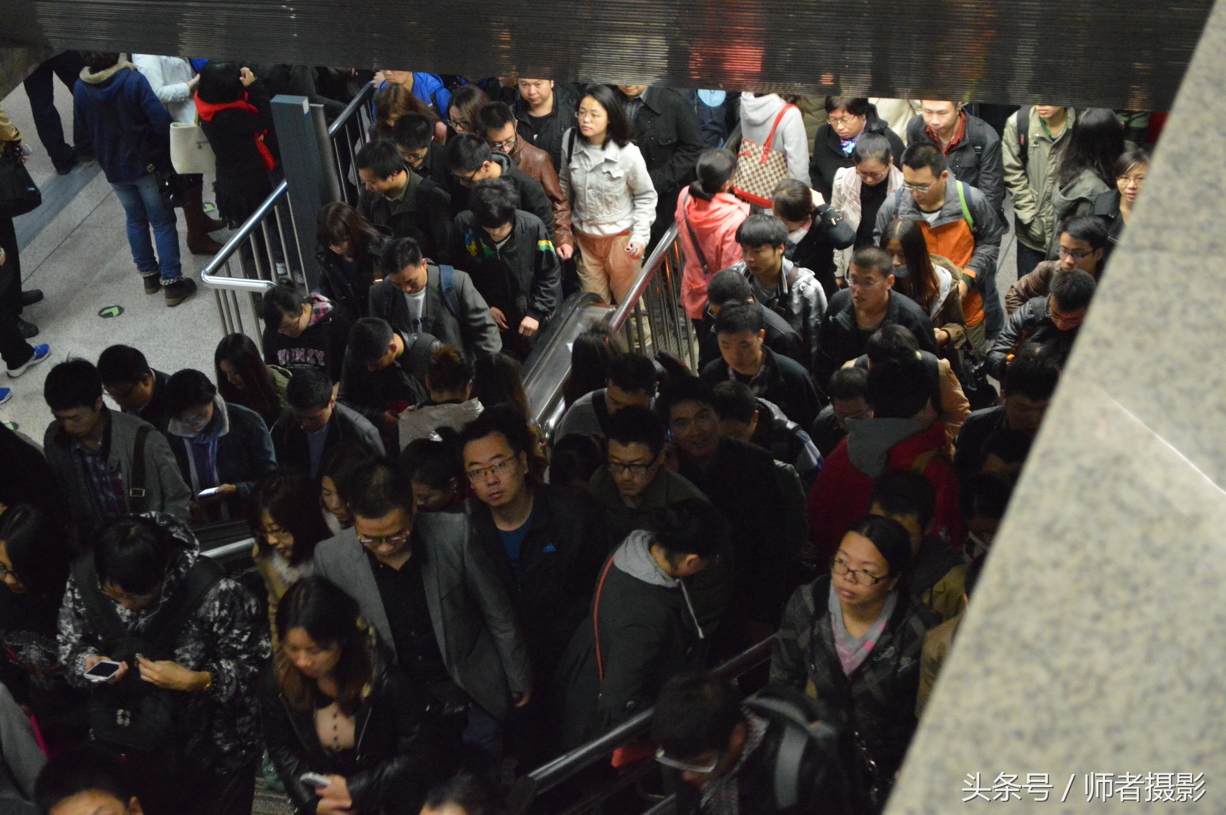 北京一号地铁拥挤,北京四惠地铁站拥挤