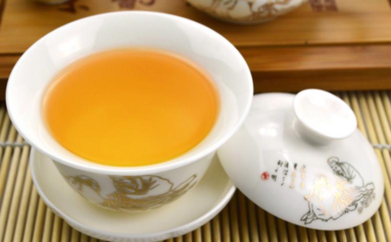 身体有湿气喝白酒好吗,身上湿气重可以喝茶吗