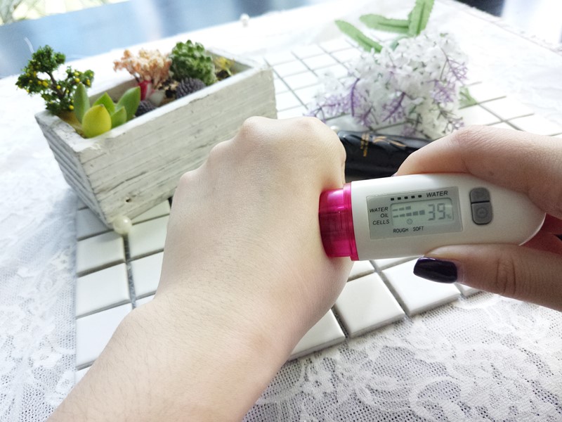 入门级干纹眼霜推荐,测评眼霜25岁最好用的