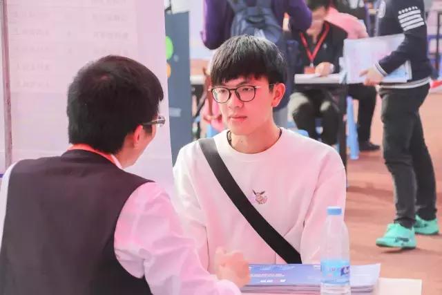 19431份简历，5861份准offer